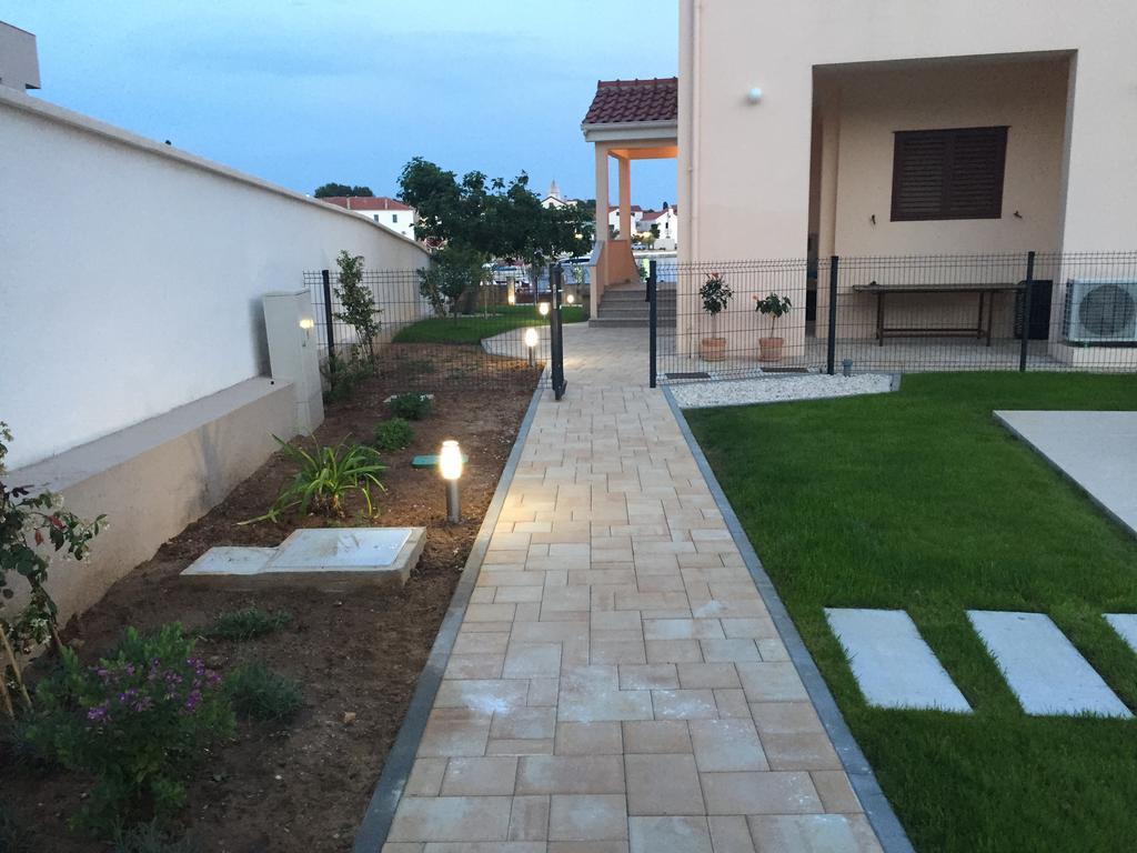 Guest House Punta Grzan ペトルチャネ エクステリア 写真